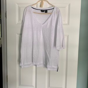White Tahiti v neck linen top size M